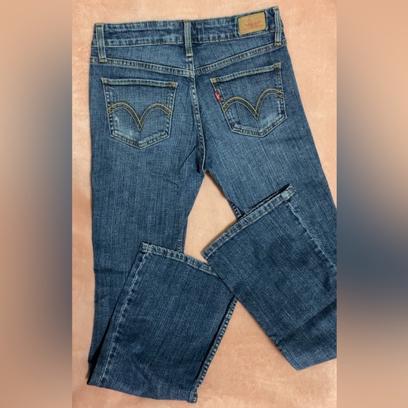 Levi’s Superlow 518 jeans - Picture 2 of 3